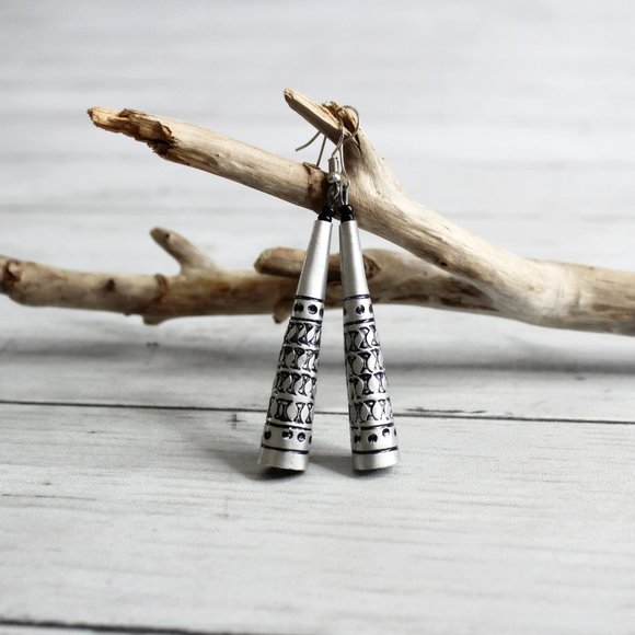 Handcrafted Women's Dangle Earrings Artisan Jewelry Stamped Silver Black - Picture 1 of 5